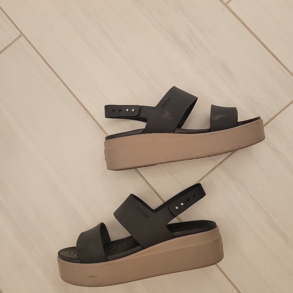 Crocs Brooklyn low wedge 37 black mushroom